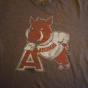 Arkansas Razorbacks College Logo Vintage Style T